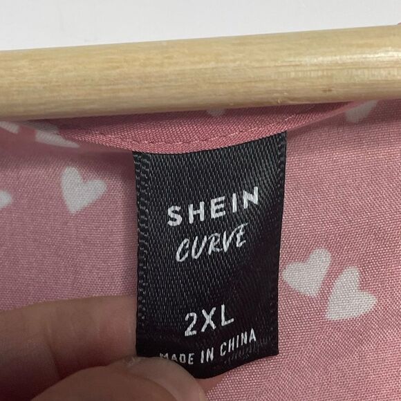 Shein Curve Flutter Sleeve Pink Heart Print Dress 2XL - Picture 4 of 6